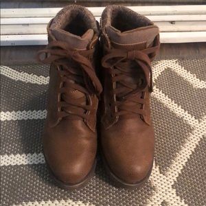 Brown boots